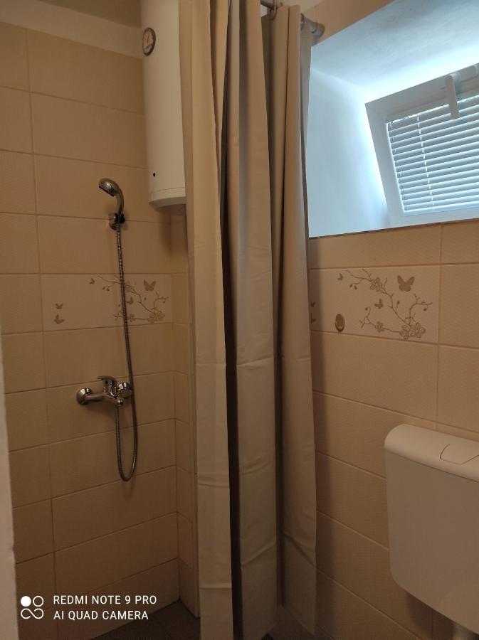 Apartman Pijavica Bijela Exterior photo